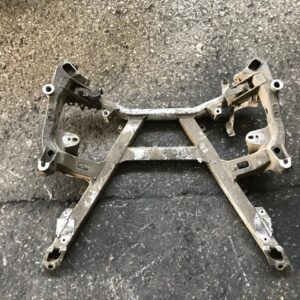 BMW E39 ÖN MOTOR TRAVERSİ