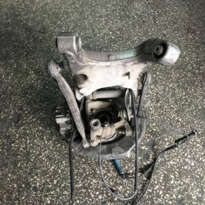 BMW E60 SAĞ/SOL ARKA TAŞIYICI