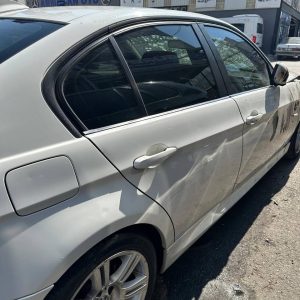 BMW E90 SAĞ ARKA KAPI BEYAZ