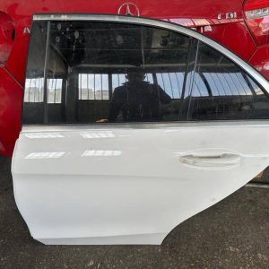 MERCEDES W205 SOL ARKA KAPI BEYAZ